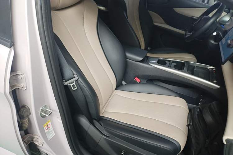 Used BYD Dolphin 2025 Intelligent Driving Version 410 km Fashion Edition