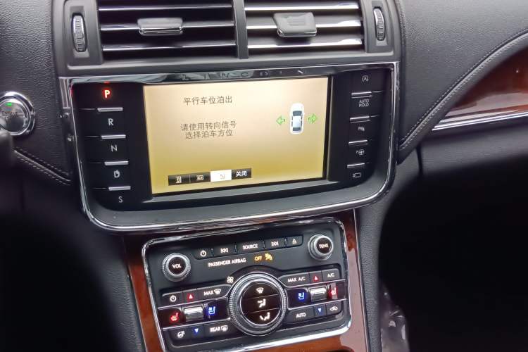 Used Lincoln Continental 2019 2.0T Two-Wheel Drive Prestige Version China VI Standard