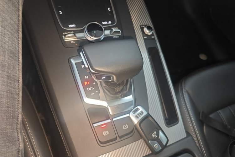 Used Audi Q5L 2020 45 TFSI Prestige Fashion Model