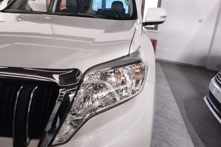 Used Toyota Prado 2016 2.7L Automatic Standard Edition Left Front Headlight
