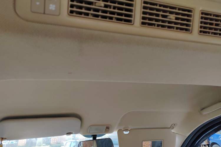 Used Wuling Rongguang V 2016 1.5L Standard Version