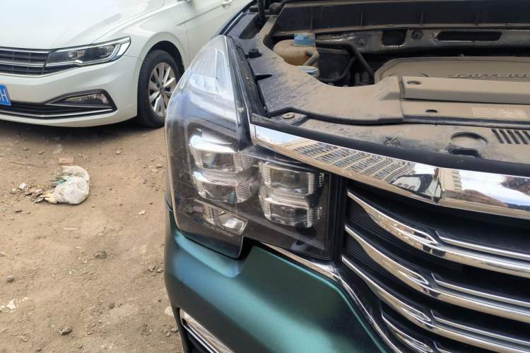 Used GAC Trumpchi GS8 2017 320T Two-Wheel Drive Luxury Smart Connectivity Version (7 Seats)