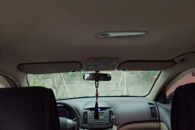 Used Hyundai Celesta 2011 1.6L Manual Comfort Edition Headliner