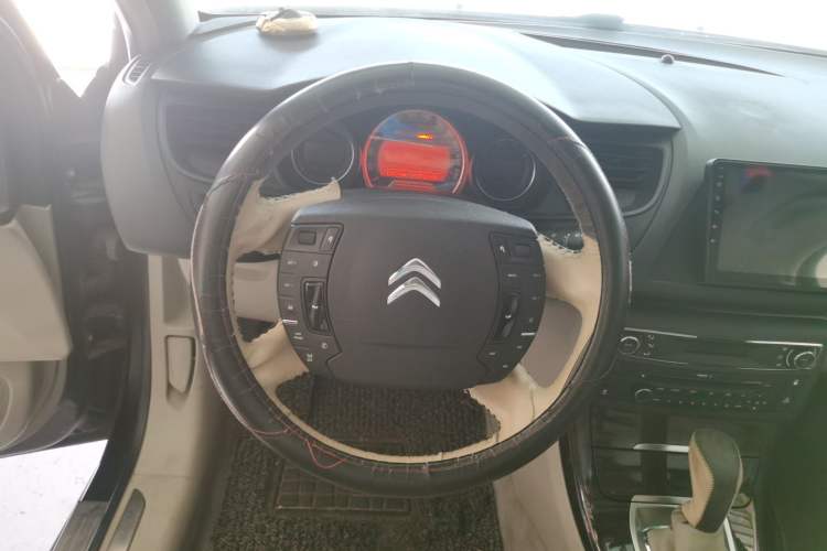 Used Citroen C5 2014 2.0L Automatic Zunyue Model Steering Wheel