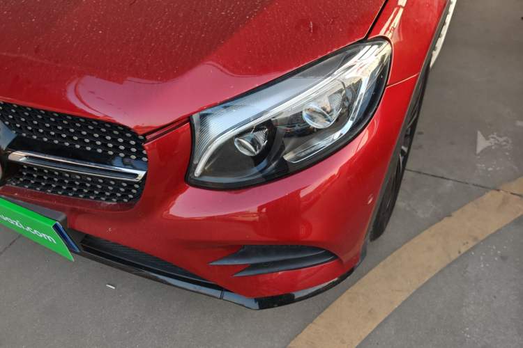 Used Mercedes-Benz GLC Coupe 2017 GLC 300 4MATIC Coupe SUV