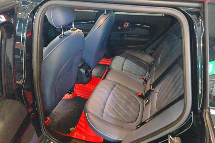 Used MINI JCW CLUBMAN 2023 2.0T JOHN COOPER WORKS ALL-IN