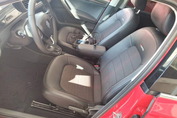 Used Skoda Rapid Spaceback 2016 Revised 1.6L Automatic Smart Drive Version