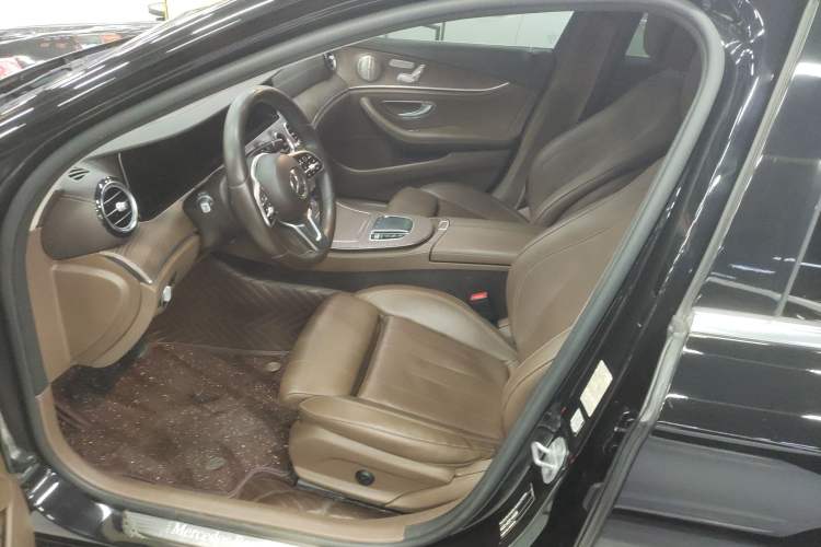 Used Mercedes-Benz E-Class 2019 E 260 L 4MATIC
