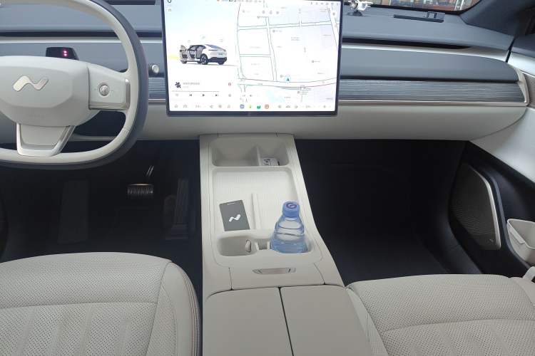 Used ONVO L60 2024 60 kWh Rear-Drive Version
