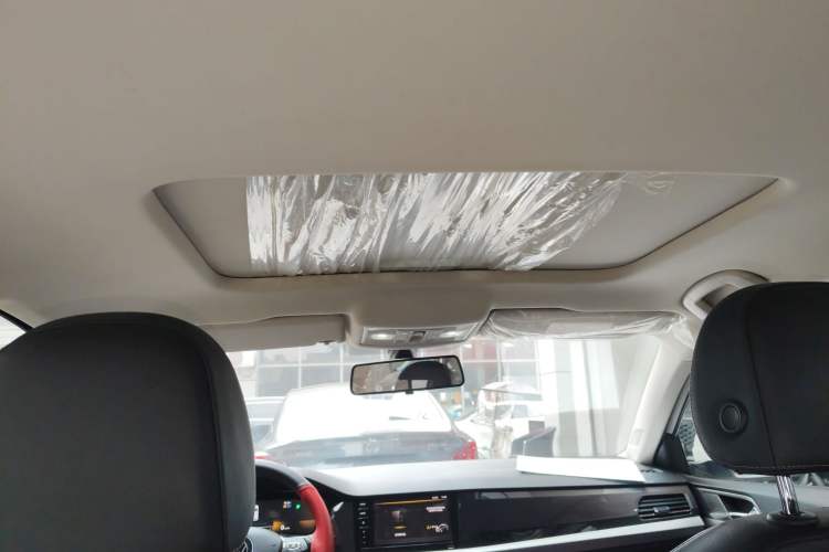 Used Volkswagen Lavida 2021 1.5L Automatic Comfort Edition Headliner