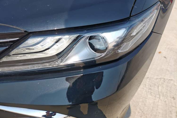 Used Toyota Camry 2021 2.0G Luxury Edition