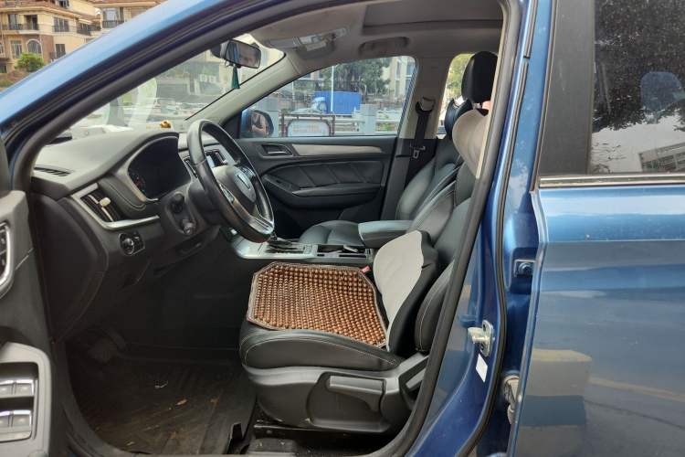 Used Roewe RX5 2018 20T Two-Wheel Drive Automatic Internet Smart Edition