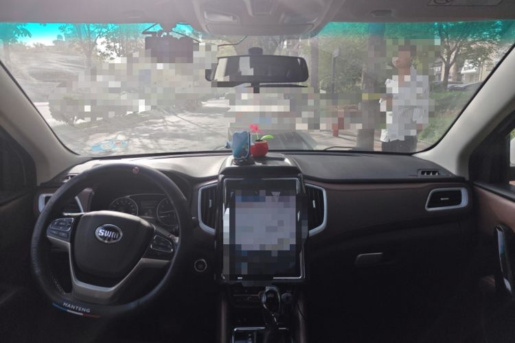 Used SWM X7 2018 1.5T Automatic Smart Enjoyment Version 7 Seats Center Console