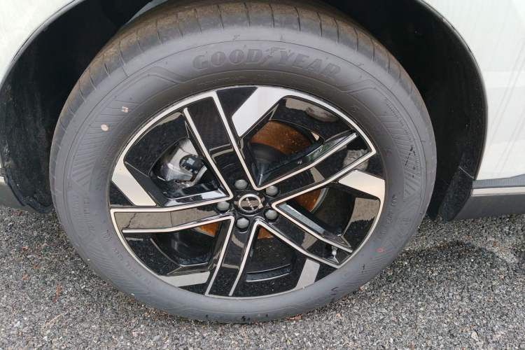 Used Volvo XC70 Plug-in Hybrid 2026 Model Four-Wheel Drive Long-Range Core
