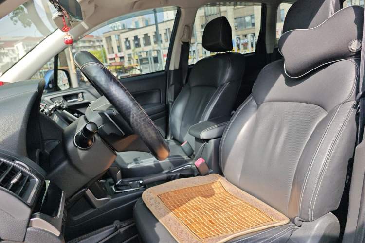 Used Subaru Forester 2016 2.0i Fashion Navigation Edition Left Front Seat