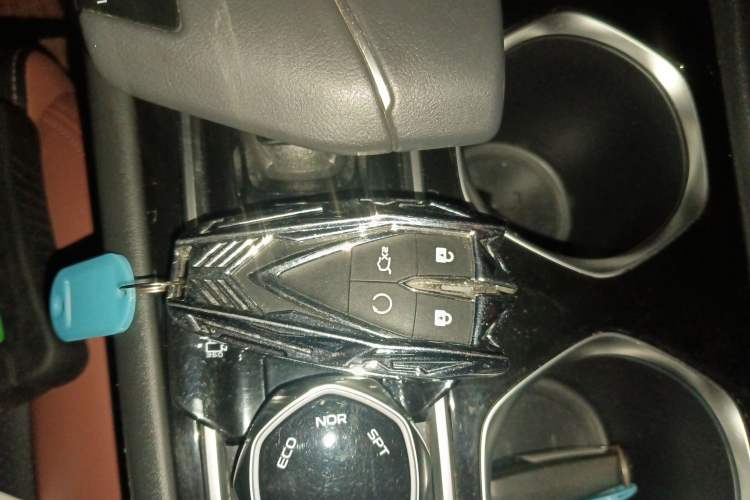 Used CHANGAN Eado 2023 Changan Edition PLUS Blue Whale NE 1.4T GDI DCT Prestige Version Vehicle Key