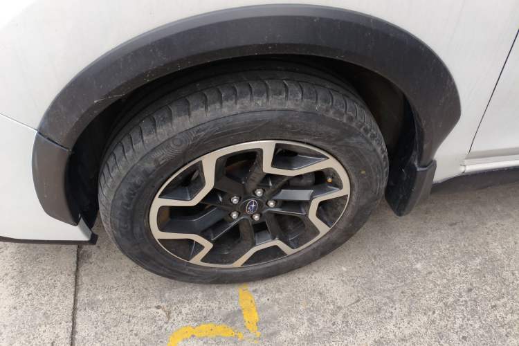 Used Subaru XV 2016 2.0i Ambition Edition Left Front Wheel Hub