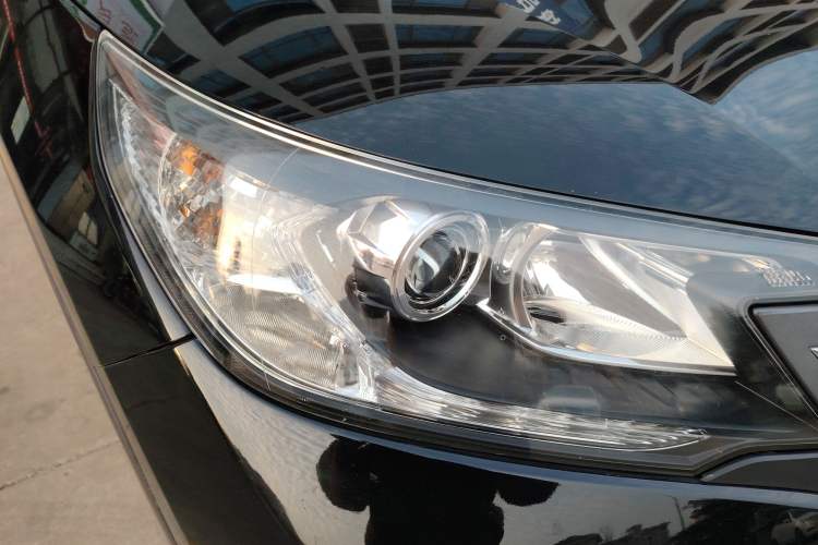 Used Honda CR-V 2013 2.4L two-wheel drive luxury version