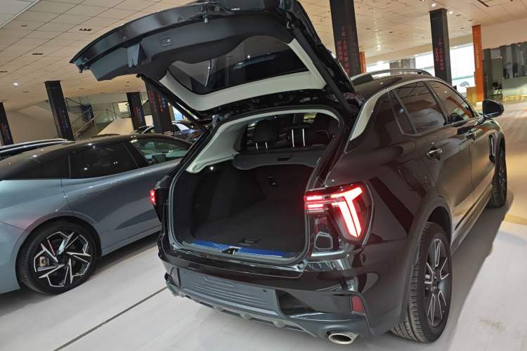 Used Lynk & Co 01 2023 2.0TD Two-Wheel Drive Pro Trim