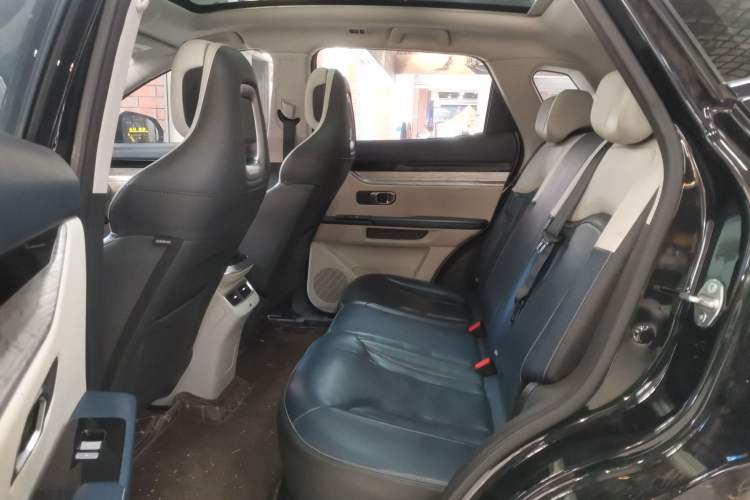 Used JETOUR Dashing i-DM 2023 1.5T DHT Lightning