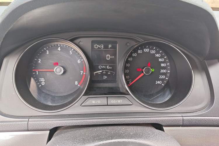 Used Volkswagen Lavida 2015 1.6L Automatic Comfort Edition