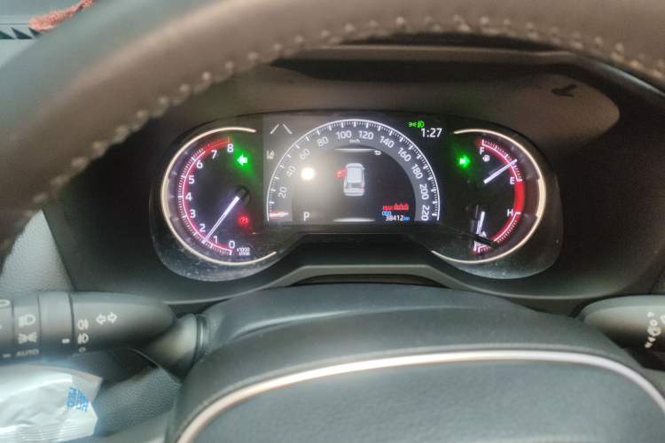 Used Toyota RAV4 2021 2.0L CVT Four-Wheel Drive Premium Edition
