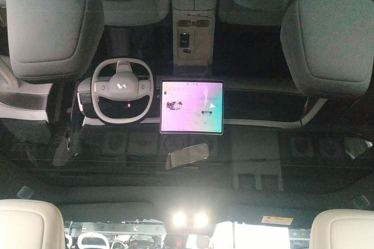 Used ONVO L60 2024 60 kWh Rear-Drive Version
