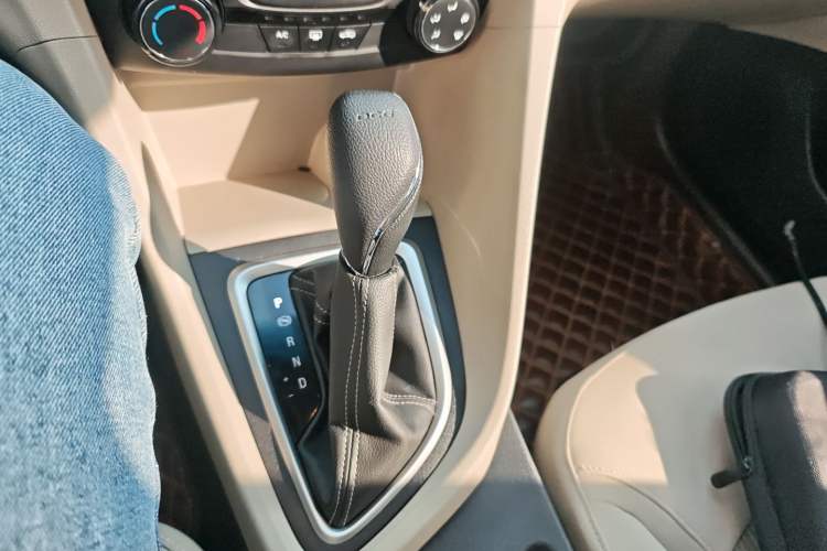 Used Buick GT 2018 15T Dual-Clutch Advanced Model China V Standard Gear Lever