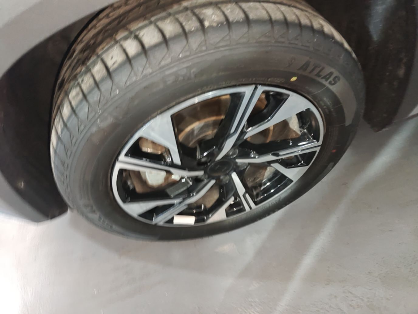 Geely Auto FX11 2024 1.5TD DCT Dragon Edition — снимка 10