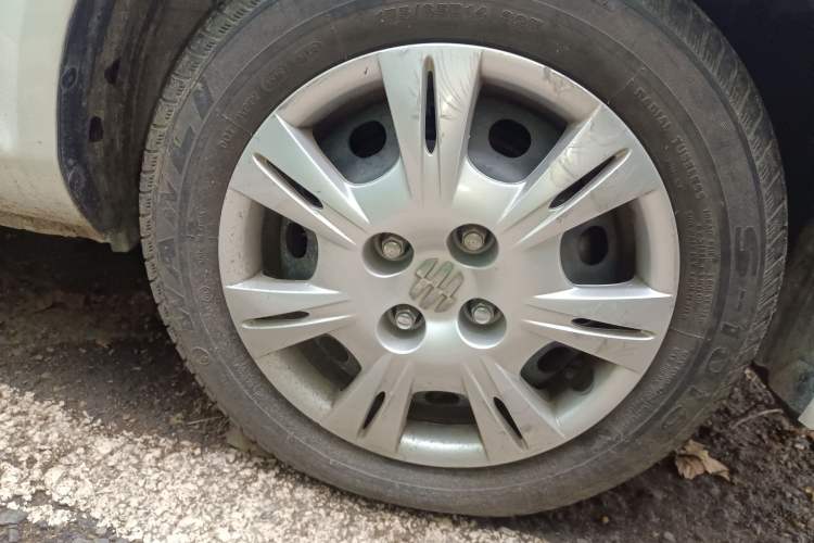 Used Everus S1 2014 1.3L Automatic Comfort Edition
