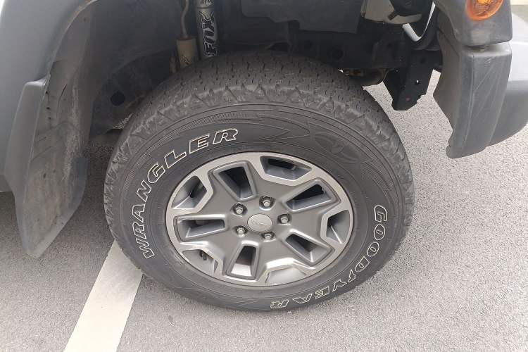 Used Jeep Wrangler 2015 3.6L Rubicon Four-Door Comfort Edition
