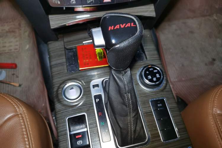 Used Haval H9 2015 2.0T Four-Wheel Drive Luxury 7-Seater
