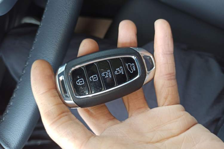 Used Hyundai Custo 2024 380TGDi TOP Premium SmartCare Flagship Edition
