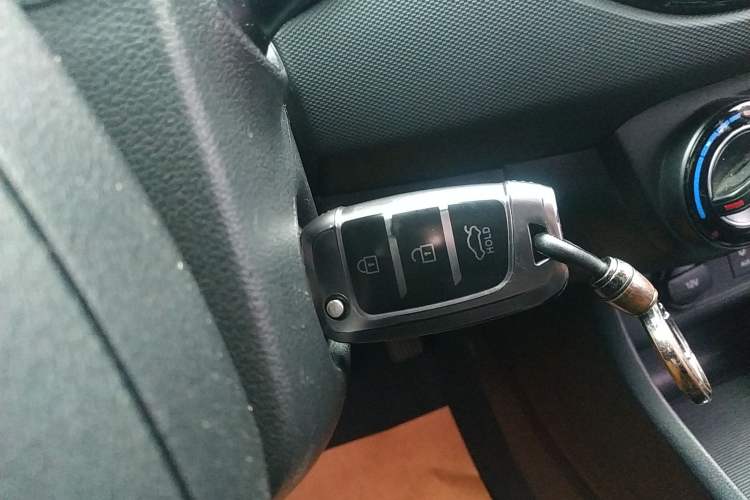 Used Hyundai Celesta 2018 1.6L Automatic GL Enjoyment Edition China VI compliant
