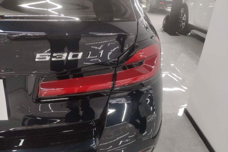 Used BMW 5 Series 2023 530Li Leading Model M Sport Package
