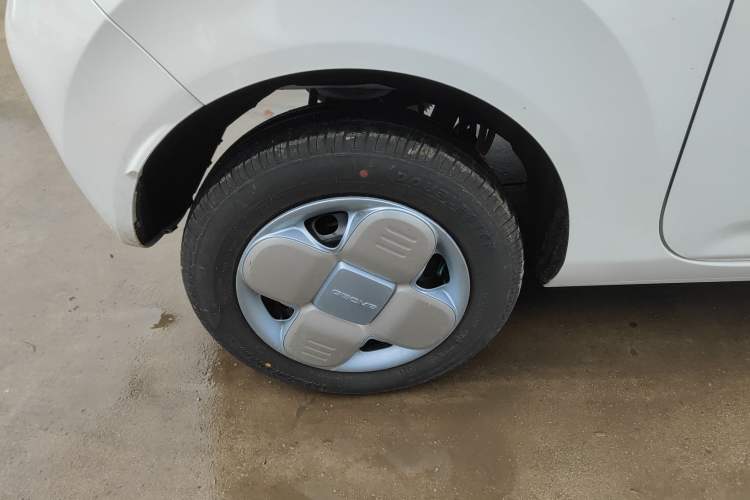 Used Geely Galaxy Panda 2024 Panda Mini 200km Endurance Bear
