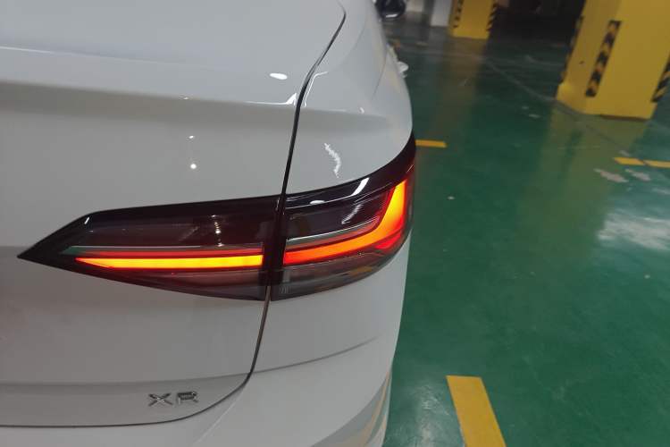 Used Volkswagen Lavida 2023 New Sharp 1.5L Automatic New Wish Edition Exterior 3