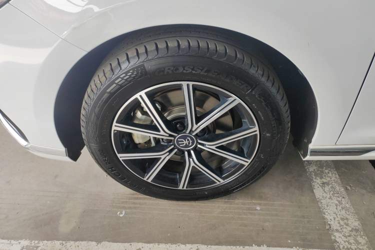 Used BYD Song MAX New Energy 2022 DM-i 105KM Flagship Model
