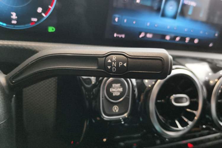 Used Mercedes-Benz A-Class 2022 A 180 L Sport Sedan Gear Lever