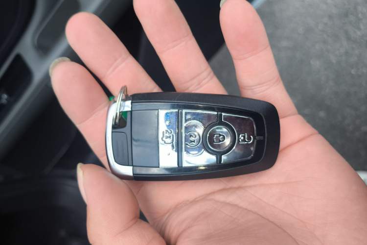 Used Lincoln Aviator 2024 3.0T V6 All-Wheel-Drive Luxury Edition Six Seats