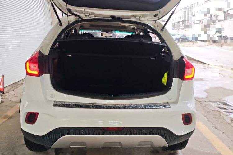 Used Geely Auto Vision X3 2017 1.5L Automatic Luxury Model Trunk