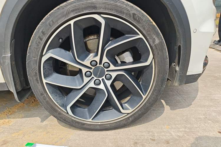 Used Lynk & Co 05 2020 2.0TD Two-Wheel Drive Shine Halo
