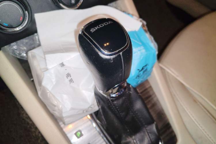 Used Skoda Octavia 2015 1.6L Automatic Yijie Edition
