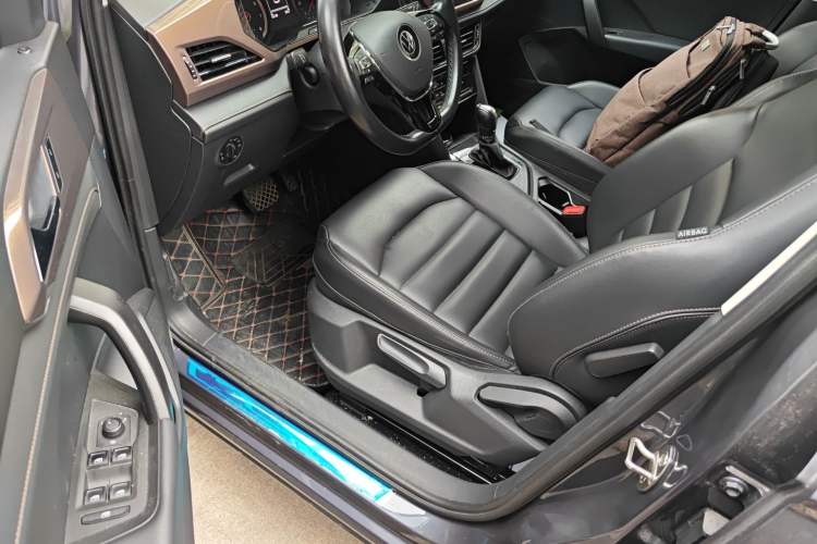 Used Volkswagen Tharu 2021 280TSI Two-Wheel Drive Comfort Edition
