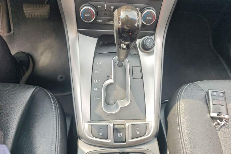 Used Chevrolet Captiva 2017 2.4L Two-Wheel Drive Luxury Edition 7 Seats
