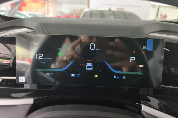 Used Geely Auto Emgrand X7 Sport 2026 Model 1.5TD Aspirational Instrument Cluster