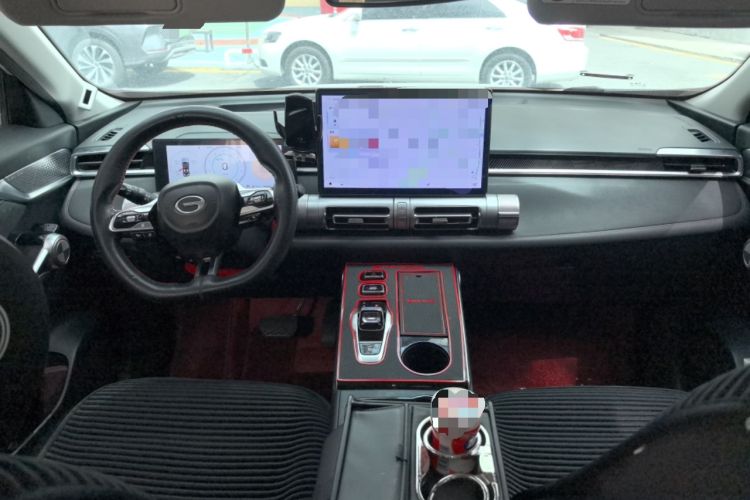 Used GAC Trumpchi EMKOO 2022 1.5T Supernova Max Edition Center Console