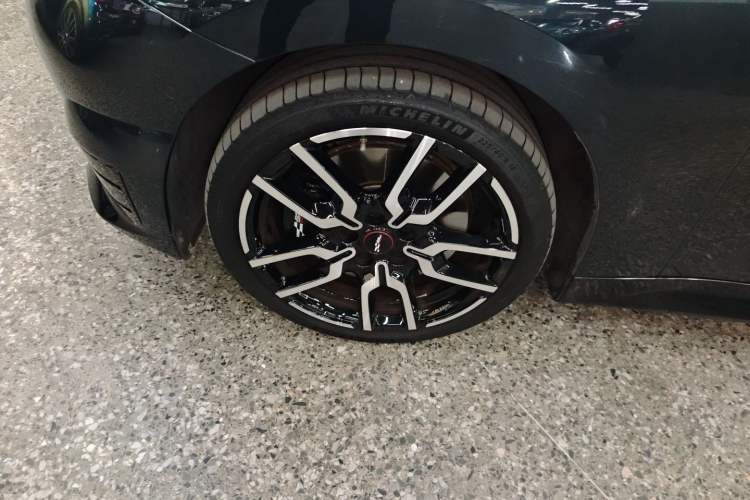 Used MINI Electric COOPER 2024 452km COOPER SE Racing Driver Left Front Wheel Hub