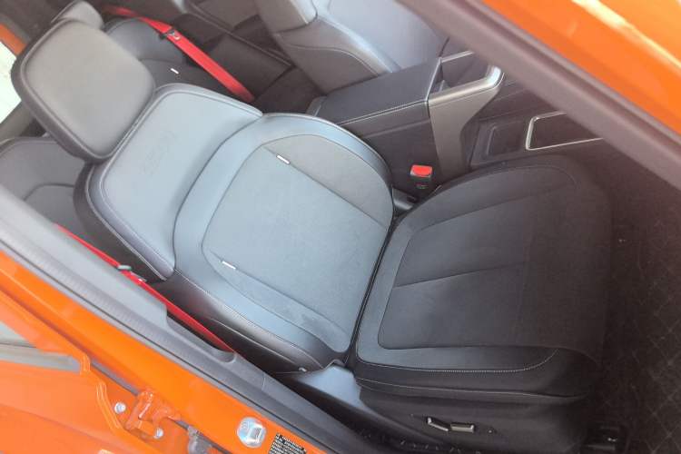 Used iCAR V23 2026 Model V23S 501 Four-Wheel Drive Peak Performance Edition
