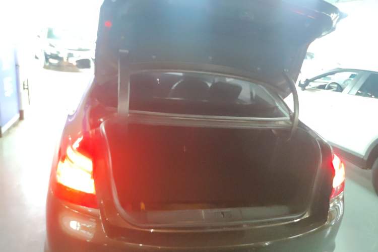 Used Peugeot 408 2014 1.8L Automatic Luxury Edition
